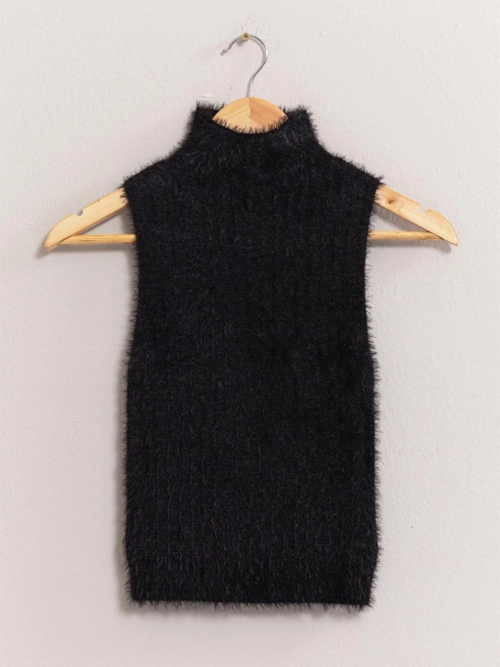 Black fuzzy sleeveless turtleneck, Medium